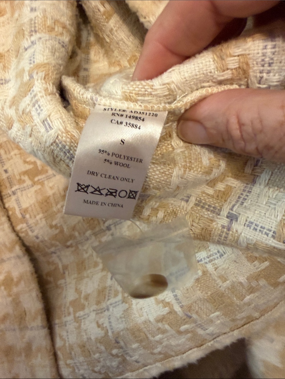 Sadie & Sage Cream and Tan Houndstooth Utility Shacket - Picture 4 of 4